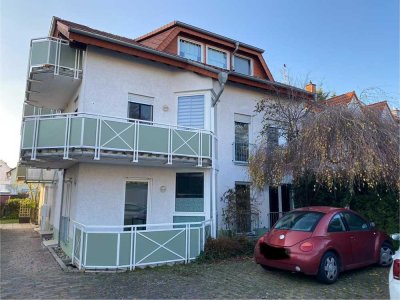 1,5-Zimmer Erdgeschosswohnung mit Balkon in Griesheim