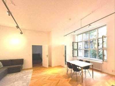 * Fully furnished  *  Möblierte 2-Zimmer Altbauwohnung direkt am Josephsplatz