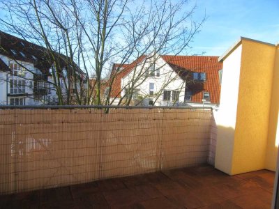 GEFRAGT- GESUCHT-GEFUNDEN! HÜBSCHE 3 ZIMMER WOHNUNG, 1.OG, BALKON, INKLUSIVE PKW SP