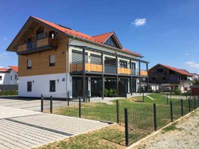 Schöne 2 oder 3-Zimmer-Wohnung mit großem Süd-Balkon/Terasse in Adlkofen