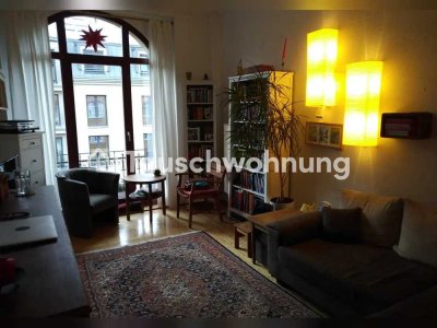 Tauschwohnung: Biete 2,5-Raum-Wohnung mit Dielen, Balkon und Stuck