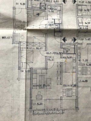 Komplett neu renovierte 4-Zi-Wohnung mit Traumaussicht