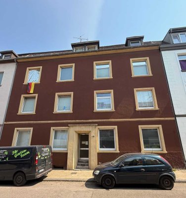 2 Zimmer Altbau mit gemütlicher Wohnküche