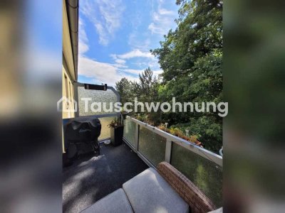 Tauschwohnung: Schöne 4 Zimmer Wohnung im Grünen mit Balkon