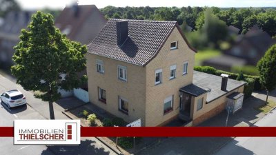 Freistehendes Einfamilienhaus auf Zweifrontengrundstück mit vielseitigen Nutzungsmöglichkeiten