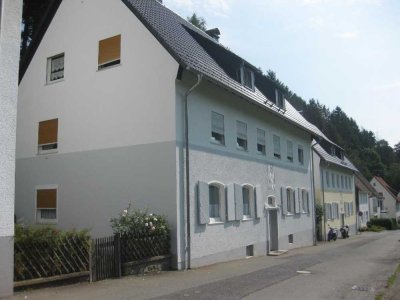 KLEINE DREI-ZIMMER-WOHNUNG KRUMMENSCHEIDER WEG 12