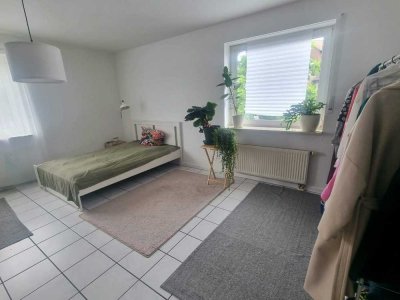 Helle 1,5-Raum-Wohnung mit Einbauküche in Dortmund Kirchlinde
