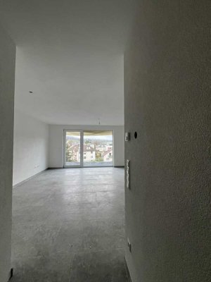 *Erstbezug* Stilvolle 2-Zimmer-Wohnung in Gernsbach mit EBK, Balkon & Stellplatz
