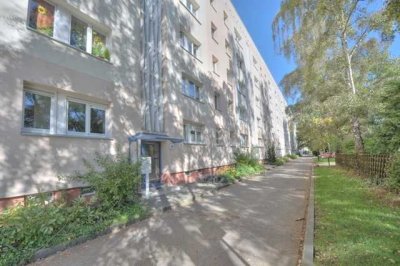 3-Raum-Wohnung mit Balkon, neu saniert!