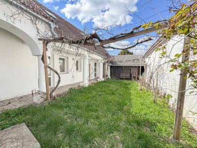 Natur. Erholung. Gestalten. - Schönes Hofhaus mit großen Garten im Weinviertel!