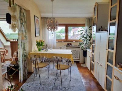 "Gut geschnittene 3,5-Zi.-Wohnung mit Top-Aussicht in guter Lage von Stuttgart-Rohr"