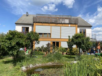 Vollständig renovierte Wohnung mit zwei Zimmern sowie Balkon und EBK in Aachen