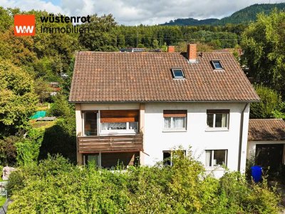 Modernisierungsbedürftiges 2-Familenhaus auf großem Grundstück in ruhiger Lage in Bad Säckingen