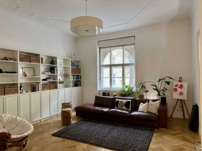 3-Zimmer-Stilaltbau-Wohnung mit Ausstattung, teilmöbliert und renoviert