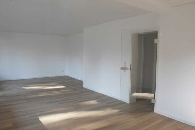 Hochwertige, helle Wohnung mit Terrasse und Garten in zentraler Lage in Herborn