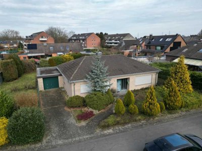 Bungalow mit schönem Grundstück für die Handwerkerfamilie in Neuss-Holzheim