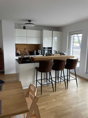 Neuwertige 3-Zimmer-Wohnung mit 2 Dachterrassen in Hamburg-Bramfeld