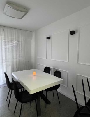 Exklusive 3-Zimmer-Wohnung mit Balkon und EBK in Hainburg