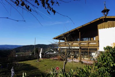 *Bodenmais* Landhaus in atemberaubender Aussichtslage, mit Wellnessbereich, Wintergarten uvm.