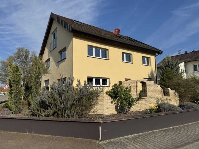 Wunderschöne 3-Zi.-Whg. mit Stellplatz + Keller auf energiesparendem Topniveau! Barrierefrei!