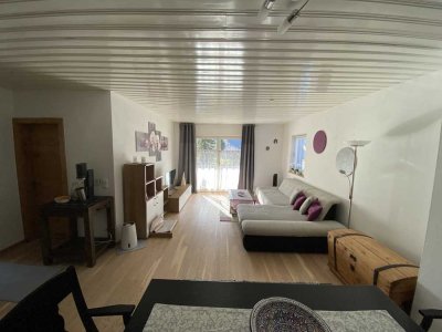 Ansprechende 3,5-Zimmer-DG-Wohnung mit Balkon in Oberwössen