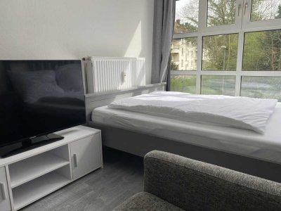 Hell und Modern. Stellplatz inklusive.
