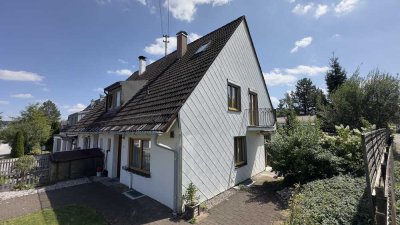Doppelhaushälfte Waldram: Eckgrundstück, Baurecht für Erweiterung