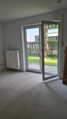 Kernsanierte 1-Zimmer Wohnung, Gartenwohnung