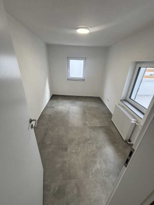 Sanierte WG Zimmer mit Gemeinschaftsküche in Königswinter