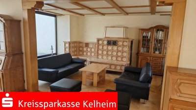 Großräumige Penthouse-Wohnung in Riedenburg
