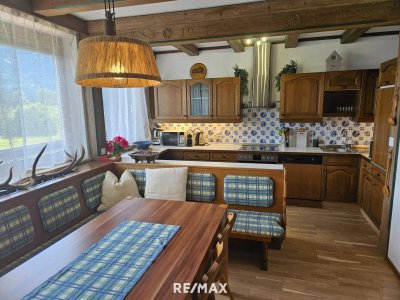 Saisonmiete: Charmante 3-Zimmer-Wohnung mit Bergblick in Zell am See