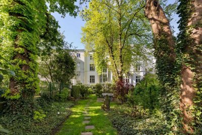 Exklusiver Wohntraum: Stadtvilla im Herzen von Hamburg