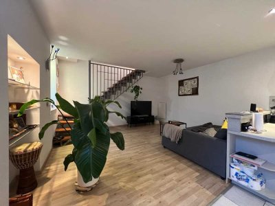 KL - Nähe Kolping-Platz, Maisonette-Wohnung, 3 ZKB, Tageslichtbad, EBK , Gartennutzung