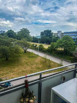 Ideales Investment! Appartement mit Balkon, vermietet, ca. 21 qm, teilmöbliert