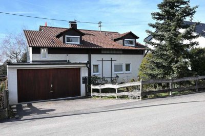 Freistehendes Einfamilienhaus mit Garten und Doppelgarage in gefragter Wohnlage von Flein!