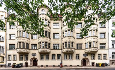 Außen Gründerzeit & Innen Neubau! *Inklusive neuer Einbauküche & 1. Monat Kaltmietfrei*
