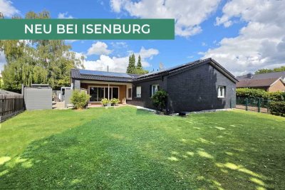 Bungalow der Extraklasse mit Pool, hochwertigen Ausstattungsdetails und toller Technik