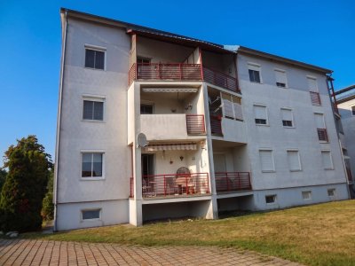 4-Zimmer Eigentumswohnung mit Loggia!