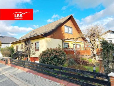 ***Wunderschönes Einfamilienhaus (Fertighaus) mit Garten, Pool, Garage und großer Nutzfläche***