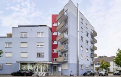 Stilvolle, vollständig renovierte 2-Raum-Wohnung mit Balkon und EBK in Neckarsulm