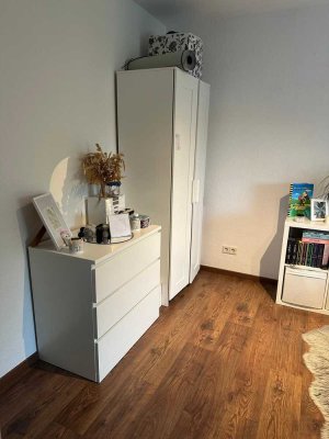2-Zimmer-Wohnung in Hartenberg-Münchfel mit Einbauküche und Balkon an ein Paar zu vermieten