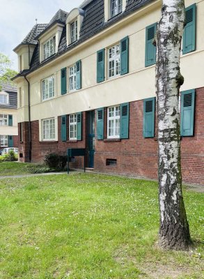 Provisionsfrei & toll für Familien: Frisch renovierte 4-Zimmer Wohnung im EG