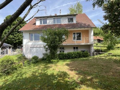 Freistehendes Einfamilienhaus mit großem Grundstück in Gomadingen-Dapfen