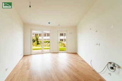 Alles was man sich wünscht – kostengünstige Heizung/“Kühlung“ über Erdwärme, PV-Anlage, weitläufige Grünflächen