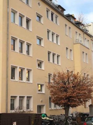Charmante, kernsanierte 1-Zimmer-Wohnung (ca. 56 m²) im beliebten Martinsviertel – mit Gartenmitnut
