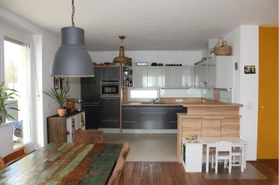 Penthouse mit traumhafter Terrasse und Carport