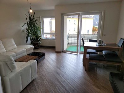 Vollständig renovierte Wohnung mit zwei Zimmern sowie Balkon und Einbauküche in Bad Saulgau