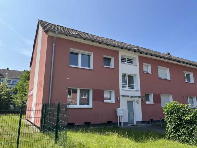Ankommen, Einziehen & Wohlfühlen! Renovierte 2,5-Raum-Wohnung mit Balkon erwartet Sie!