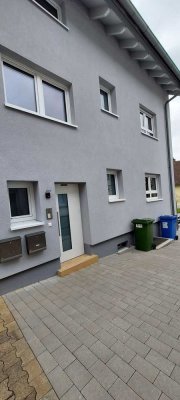Sanierte und Helle 2-Zimmer-EG-Nichtraucherwohnung in Malsch