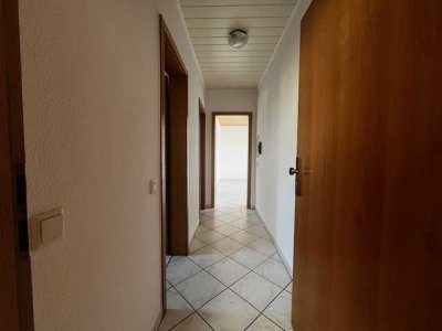 Gemütliche 2-Zimmer-Wohnung mit Balkon und Stellplatz – ideal für Singles oder Paare #3